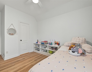 11 Tillamook Court - Photo Thumbnail 23