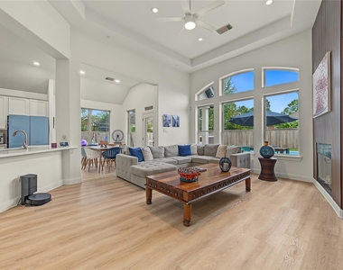 11 Tillamook Court - Photo Thumbnail 6