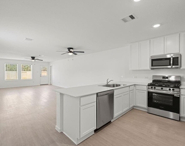 1627 Winwood Drive - Photo Thumbnail 7
