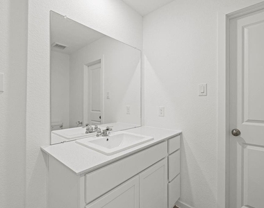 1627 Winwood Drive - Photo Thumbnail 18