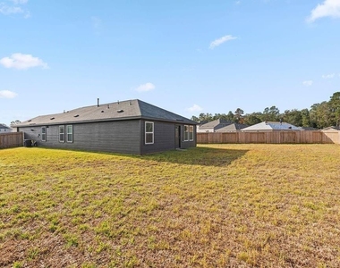 1627 Winwood Drive - Photo Thumbnail 4