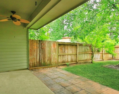 142 W Burberry Circle - Photo Thumbnail 38