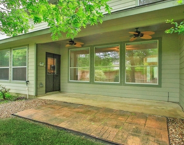 142 W Burberry Circle - Photo Thumbnail 41