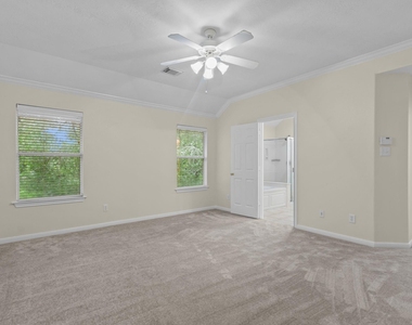 142 W Burberry Circle - Photo Thumbnail 26