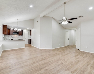 16506 Quiet Quail Drive - Photo Thumbnail 4