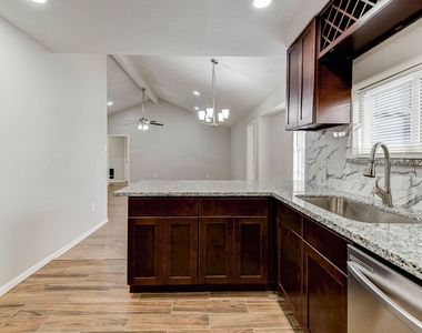16506 Quiet Quail Drive - Photo Thumbnail 9