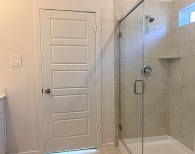 16266 Parish Pointe Court - Photo Thumbnail 22