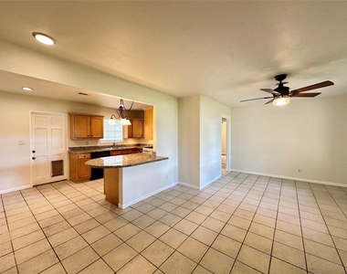 5720 Parwill Street - Photo Thumbnail 3