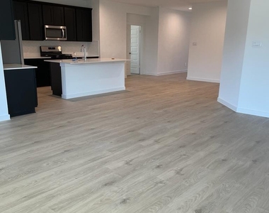 4030 Cambre Circle - Photo Thumbnail 15
