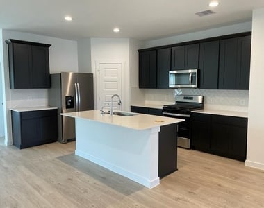 4030 Cambre Circle - Photo Thumbnail 17