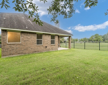 18918 Cove Pointe Dr - Photo Thumbnail 10