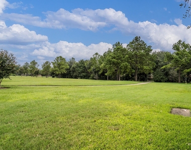 18918 Cove Pointe Dr - Photo Thumbnail 3