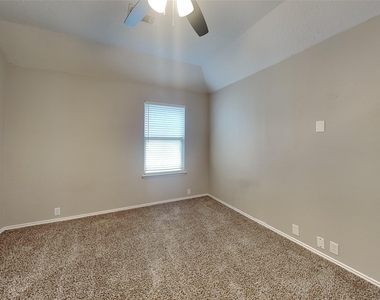 19515 Colony Trail Lane - Photo Thumbnail 12