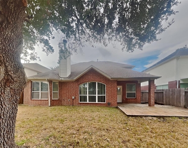 19515 Colony Trail Lane - Photo Thumbnail 16