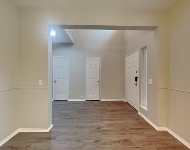 19515 Colony Trail Lane - Photo Thumbnail 5