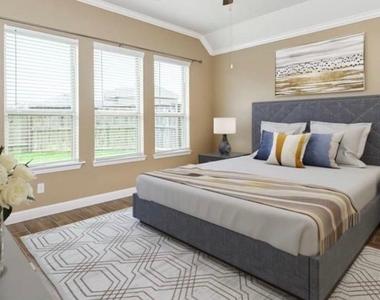 7506 Thornberry Springs Lane - Photo Thumbnail 2