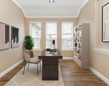 7506 Thornberry Springs Lane - Photo Thumbnail 5