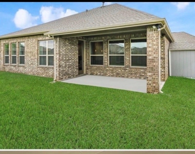 7506 Thornberry Springs Lane - Photo Thumbnail 8