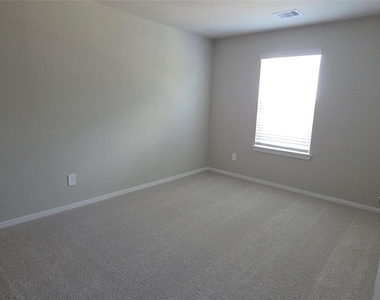 18609 Timber Glen Court - Photo Thumbnail 23