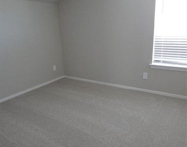 18609 Timber Glen Court - Photo Thumbnail 20