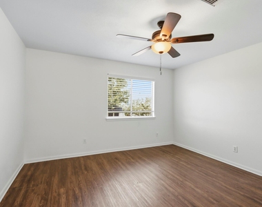 15127 Green Whisper Drive - Photo Thumbnail 11