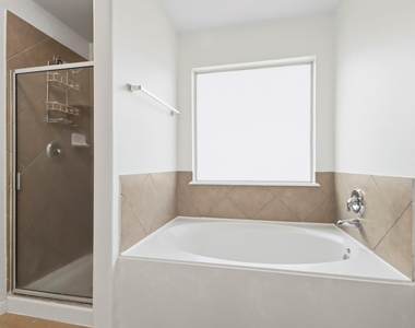 15127 Green Whisper Drive - Photo Thumbnail 7