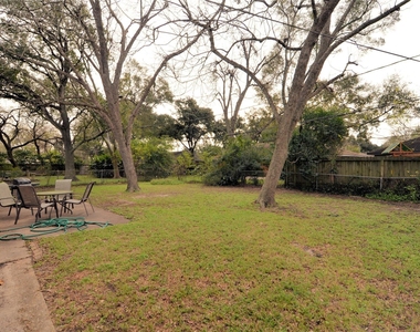 5215 Sanford Road - Photo Thumbnail 13