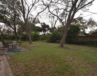 5215 Sanford Road - Photo Thumbnail 25