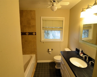 5215 Sanford Road - Photo Thumbnail 9