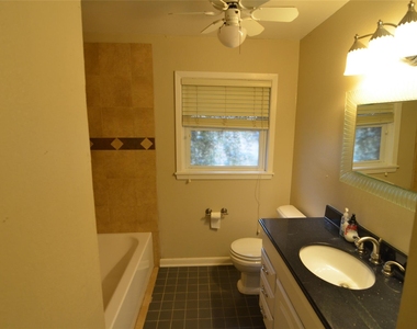 5215 Sanford Road - Photo Thumbnail 20
