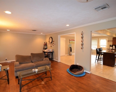 5215 Sanford Road - Photo Thumbnail 2