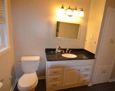 5215 Sanford Road - Photo Thumbnail 19