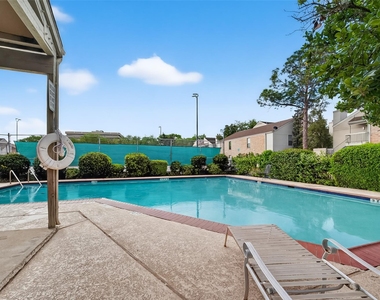 7900 N Stadium Drive - Photo Thumbnail 28