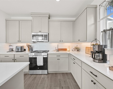 15126 Post Oak Falls Drive - Photo Thumbnail 9