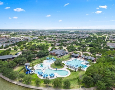 15126 Post Oak Falls Drive - Photo Thumbnail 20