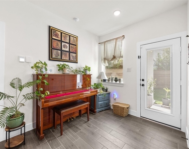15126 Post Oak Falls Drive - Photo Thumbnail 4