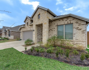 2904 Cordova Hill Drive - Photo Thumbnail 1