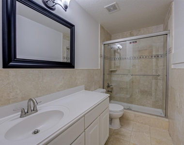 3118 Clipper Winds Way - Photo Thumbnail 14