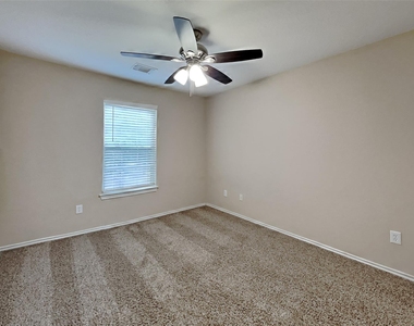 6407 Bennington Spgs Drive - Photo Thumbnail 12