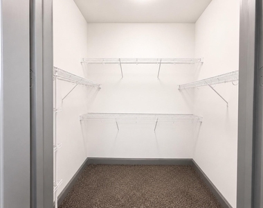 3788 Richmond Avenue - Photo Thumbnail 8