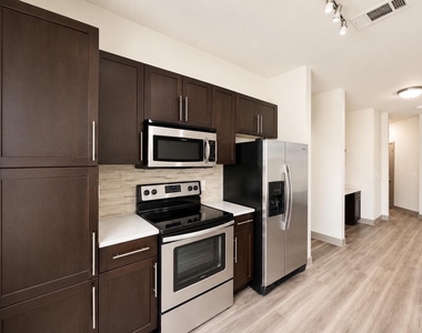 3788 Richmond Avenue - Photo Thumbnail 11