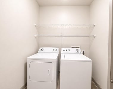 3788 Richmond Avenue - Photo Thumbnail 16