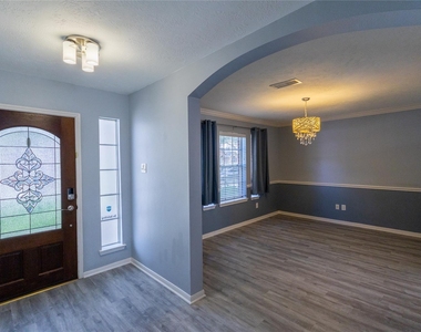 2143 Autumn Fern Drive - Photo Thumbnail 3