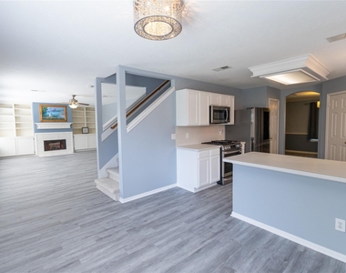 2143 Autumn Fern Drive - Photo Thumbnail 10