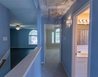 2143 Autumn Fern Drive - Photo Thumbnail 32