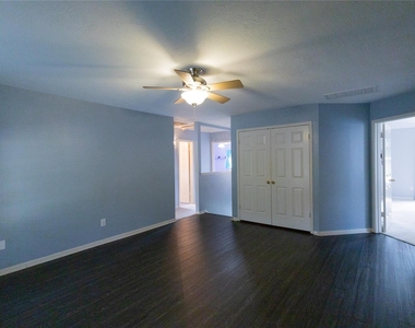 2143 Autumn Fern Drive - Photo Thumbnail 13