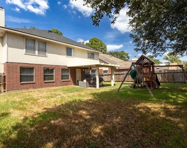 2143 Autumn Fern Drive - Photo Thumbnail 35