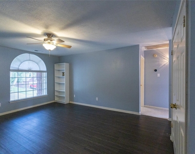 2143 Autumn Fern Drive - Photo Thumbnail 14