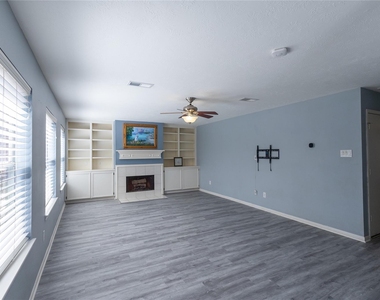 2143 Autumn Fern Drive - Photo Thumbnail 12