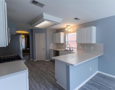 2143 Autumn Fern Drive - Photo Thumbnail 8